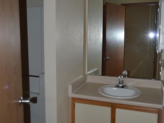 3rd image of 2802 Jadewood Ct APT A