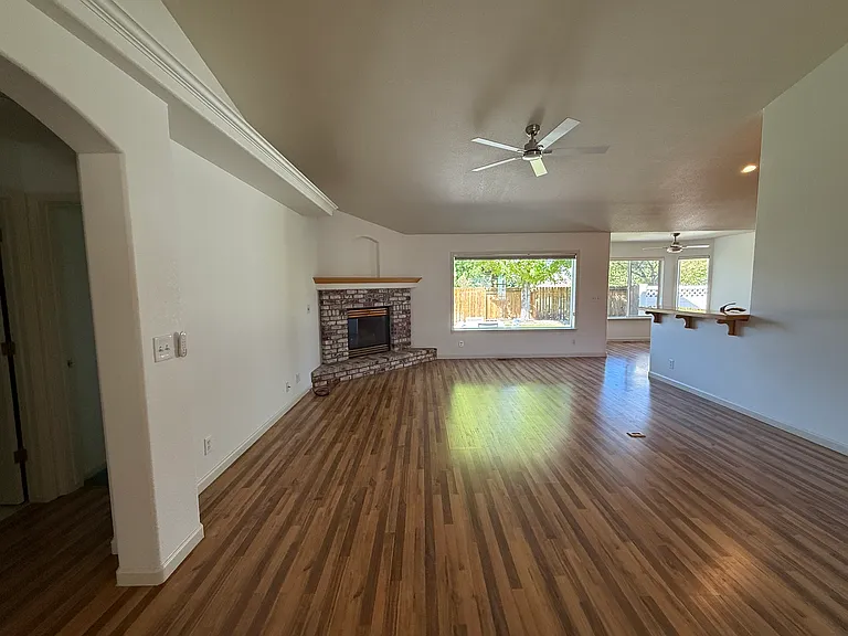 1267 San Pablo Ct — Photo 4