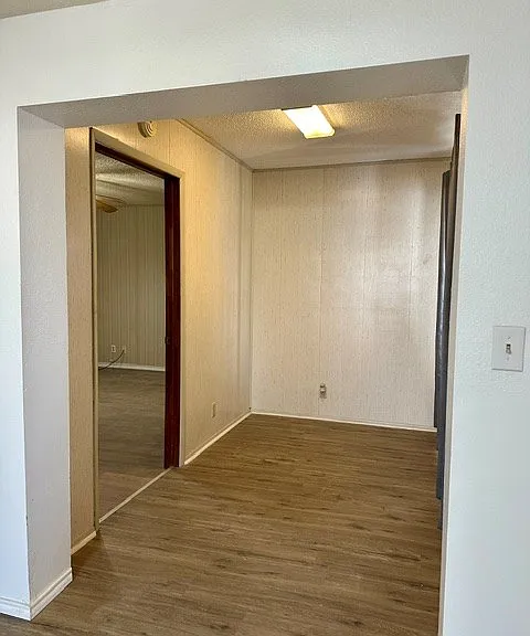 1304 N Fort St — Photo 5