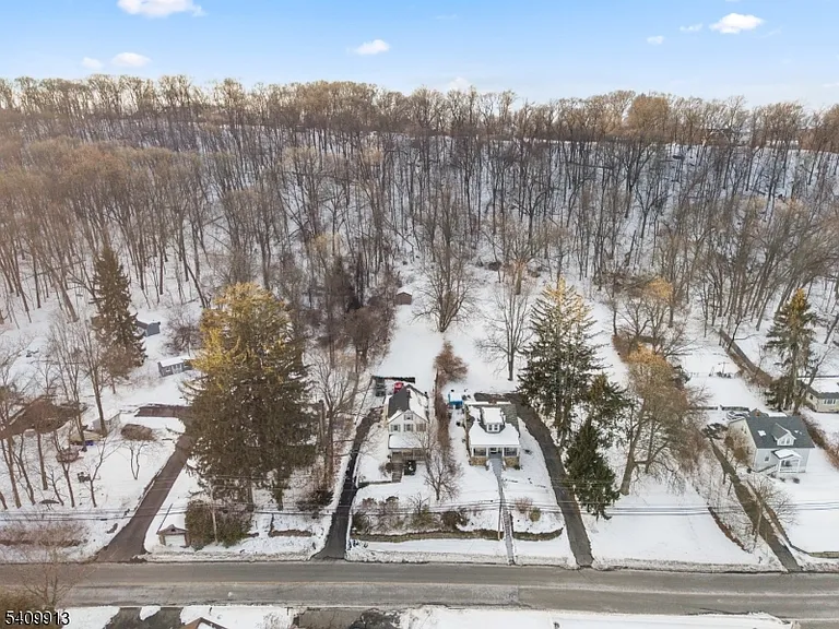 147 Millbrook Ave — Photo 26