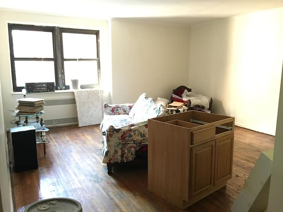 1st image of 470 Ocean Ave APT Lb8