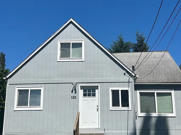 122 NE 4th St, Willamina, OR 97396