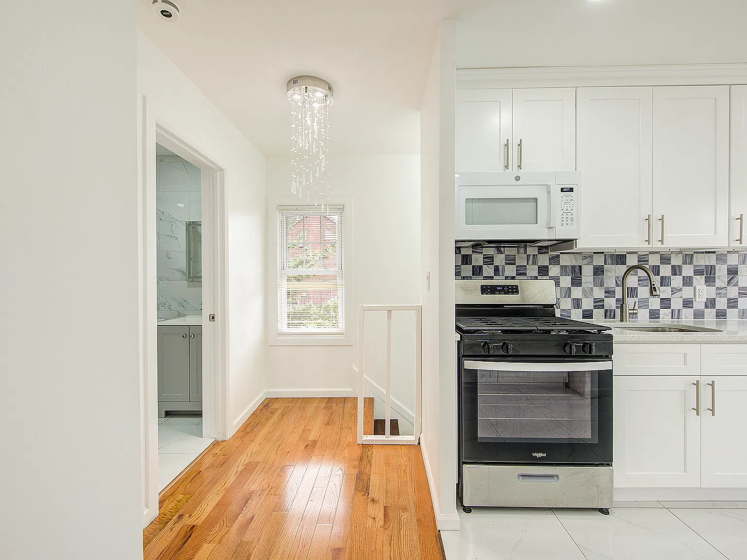 1 bed, $2,700 — Photo 1