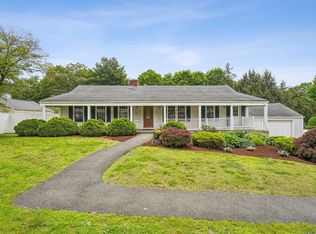 81 Edward St, Newington, CT 06111