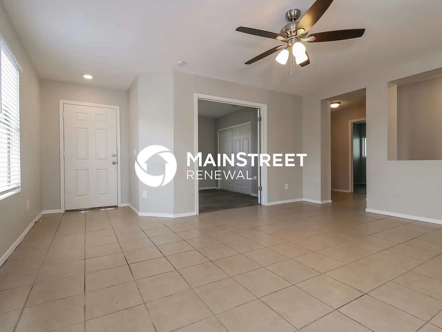 11841 W Corrine Dr — Photo 3