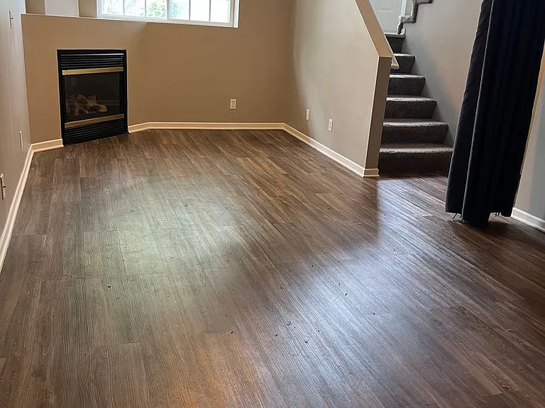 2704 Mesa St — Photo 9