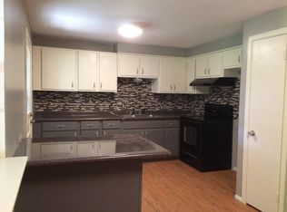 2760 W Whiteside St, Springfield, MO 65807