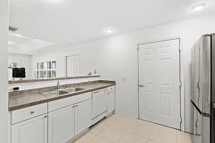 1731 N Dovetail Dr #C — Photo 6