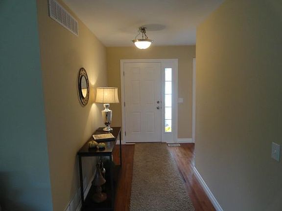 4th image of 8404 Birchwood Ln