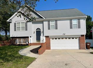 3493 Hickswood Forest Dr, High Point, NC 27265