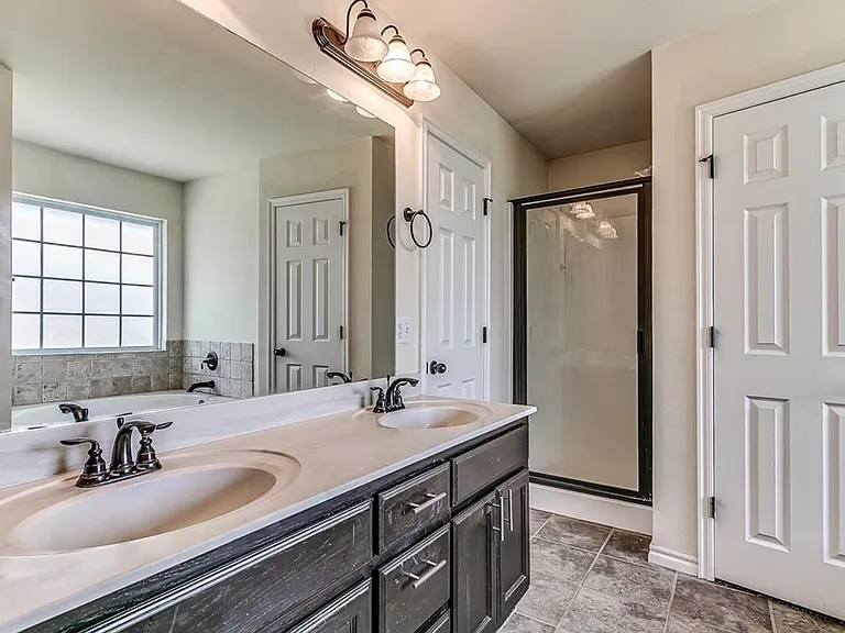 309 Dollina Dr — Photo 14