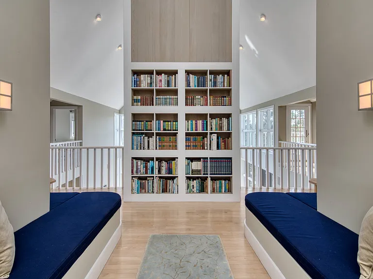 Mitchell Dunes Ln — Photo 7