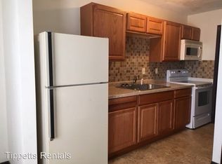 210 Avon St APT 8, La Crosse, WI 54603