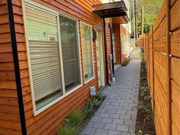 5216 Delridge Way SW #F