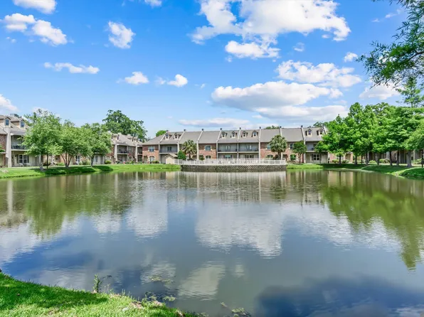 4637 Burbank Dr APT 504, Baton Rouge, LA 70820