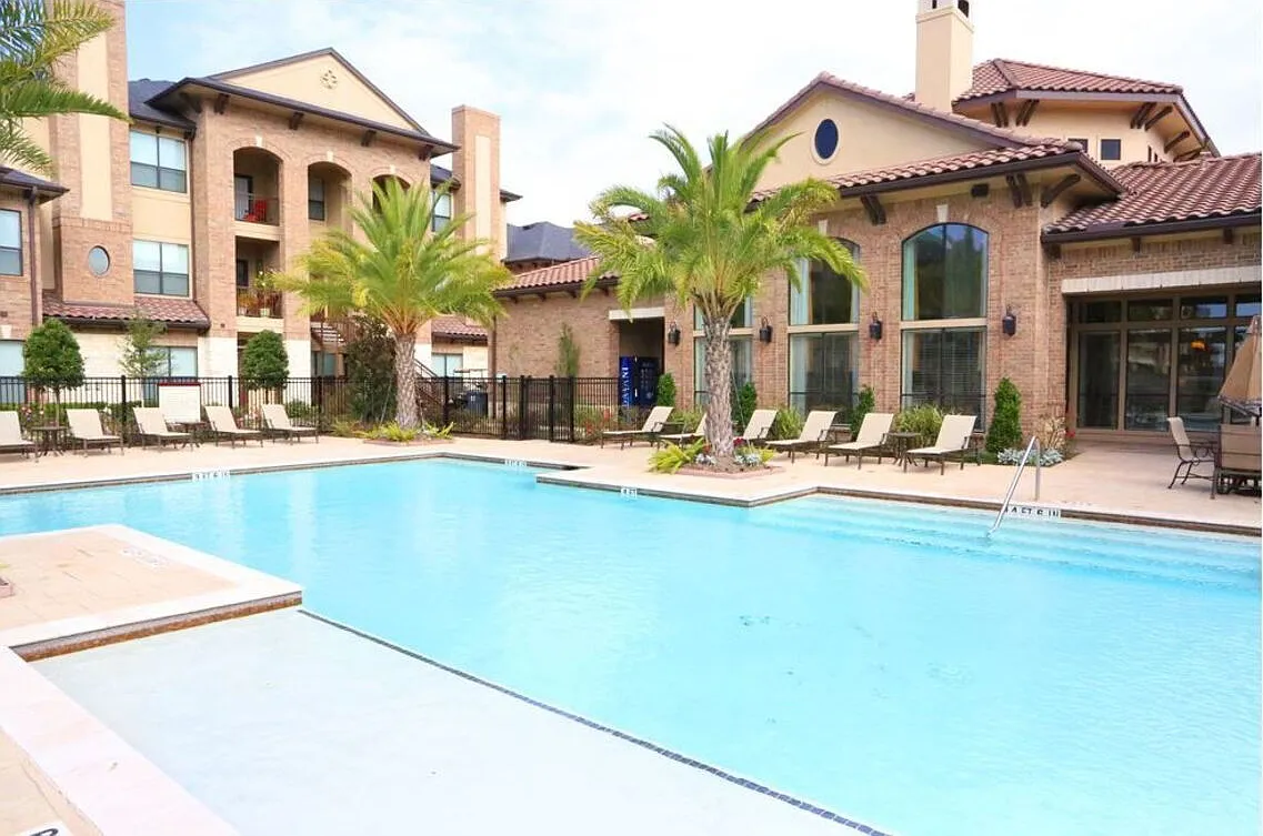 Lakeside Villas at Cinco Ranch — Photo 3