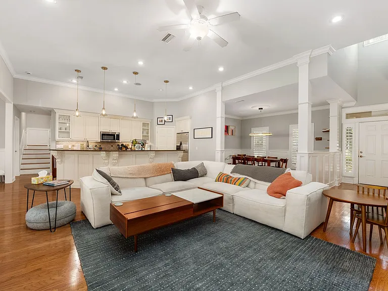 3773 SW 21st Dr — Photo 13