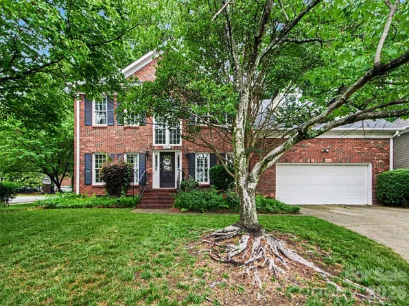 6401 Morningsong Ln, Charlotte, NC 28269