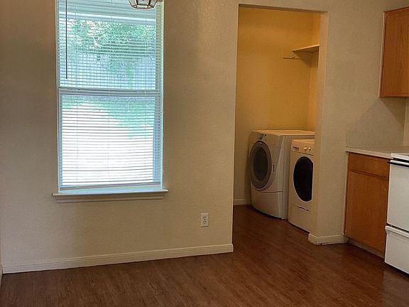 4th image of 1108 Circle M Dr #A-d