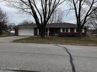 900 Latham Rd, California, MO 65018