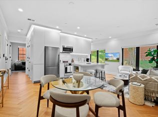 2630 39th St NW #3, Washington, DC 20007