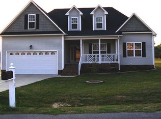 198 Summer Place Ct, Clayton, NC 27527