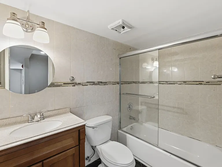 168 New York Ave #1 — Photo 2