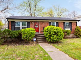 5506 Leeward Ct, Louisville, KY 40291