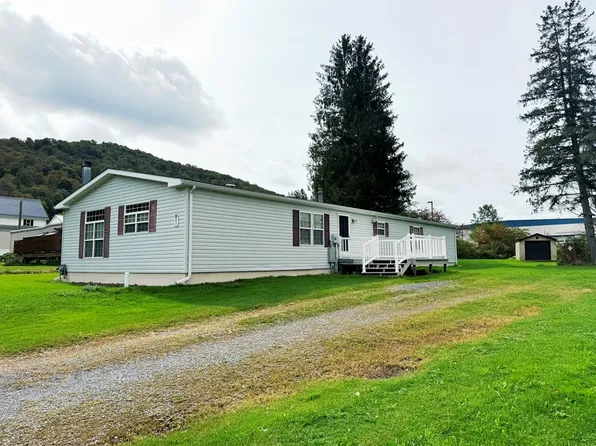 42 Lafayette Ave, Lewis Run, PA 16738