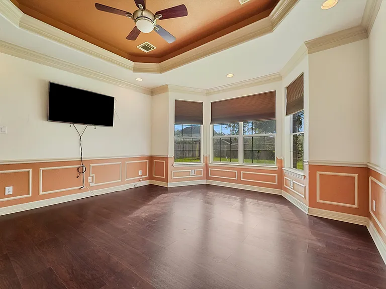 6907 Keats Ave — Photo 7