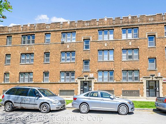 3rd image of 2620 W 64th St Unit 3