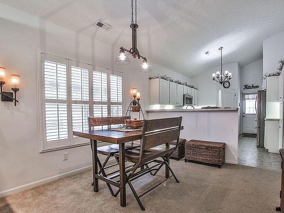 5th image of 4269 White Spruce Ln