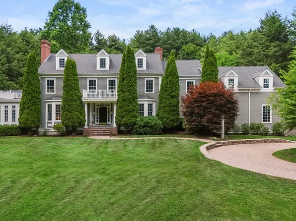 74 Old Connecticut Path, Wayland, MA 01778