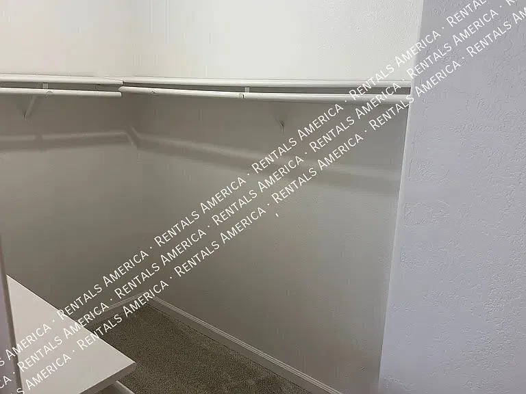 Move In Ready — Photo 4