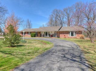 13655 Kentwood Ln, Neosho, MO 64850