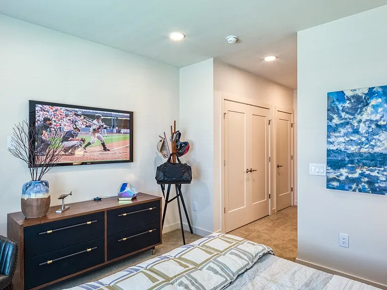 Mezzo Apartment Homes — Photo 35