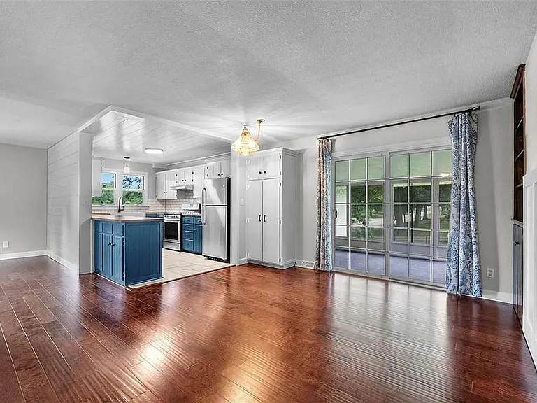 2838 Hopper Rd — Photo 5