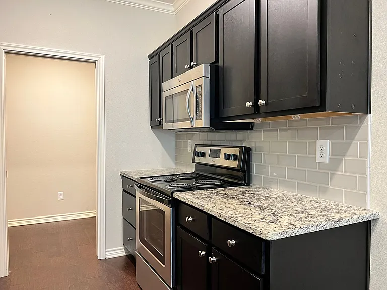 Amberwood Townhomes — Photo 15