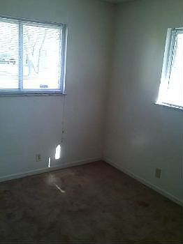 5th image of 7212 E 43rd St