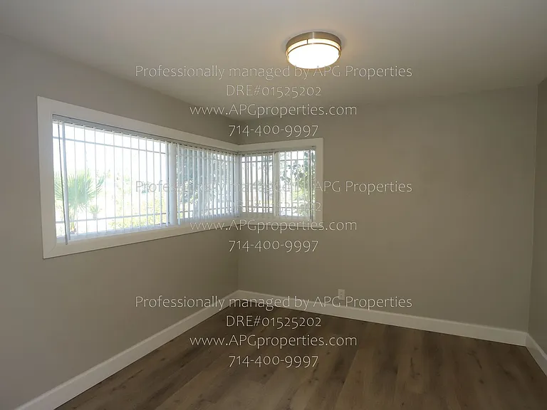 11242 Dallas Dr — Photo 33