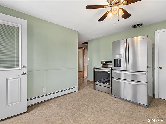 4th image of 10 Packerville Road