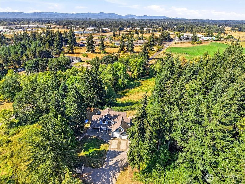 2nd image of 19838 Bear View Lane SW