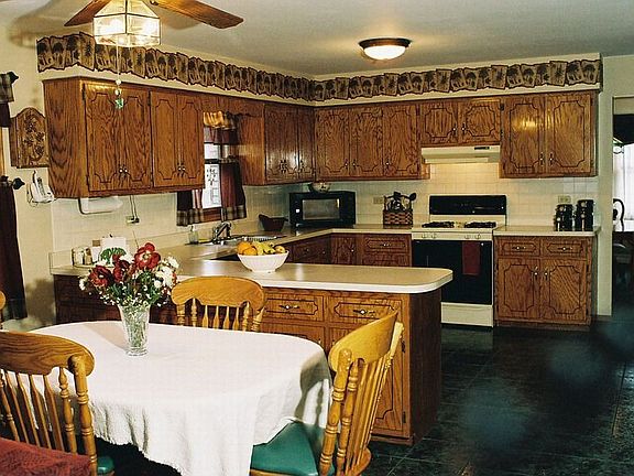 Large Oak Kitchen 