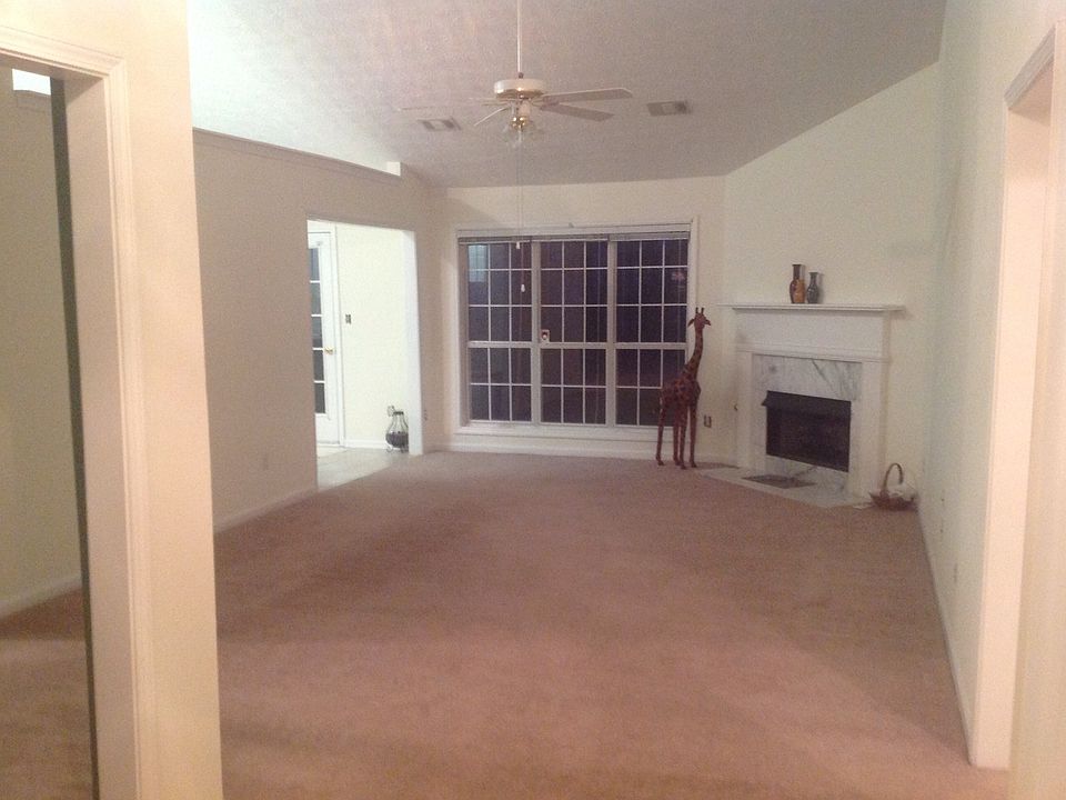 1st image of 272 Brook Lea Cv