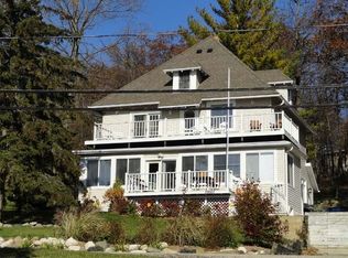 N27W29960 Maple Ave, Pewaukee, WI 53072