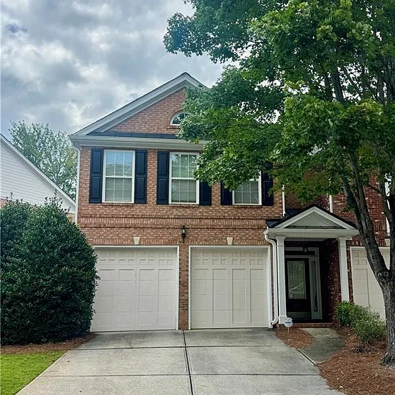 2545 Gadsen Walk — Photo 1