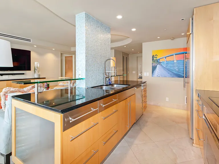 1810 Avenida Del Mundo #1609 — Photo 14