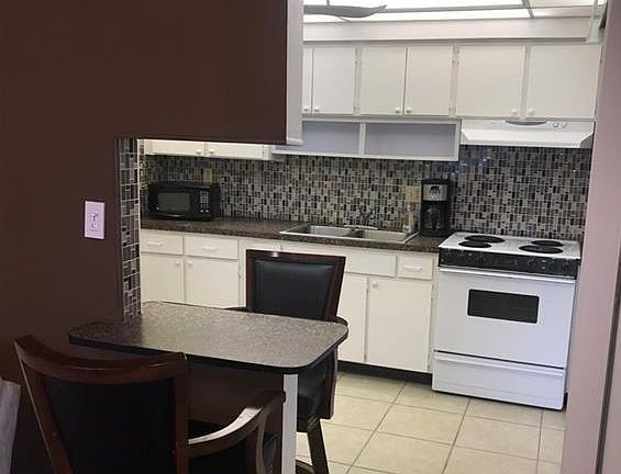 4th image of 39 Tangerine Ct