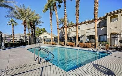 3rd image of 3400 Cabana Dr Unit 2077