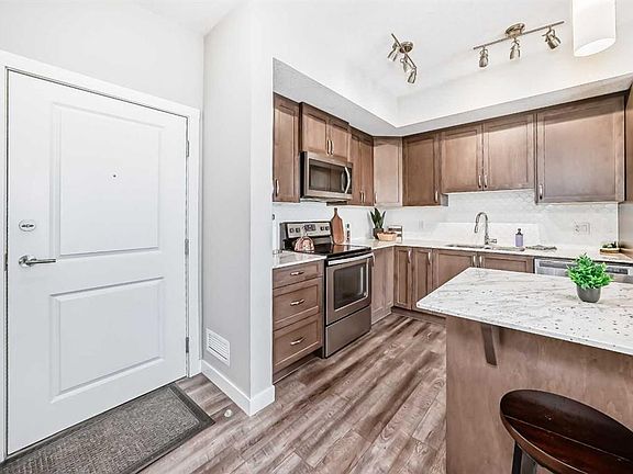 5th image of 3727 SW Sage Hill Dr NW #1212
